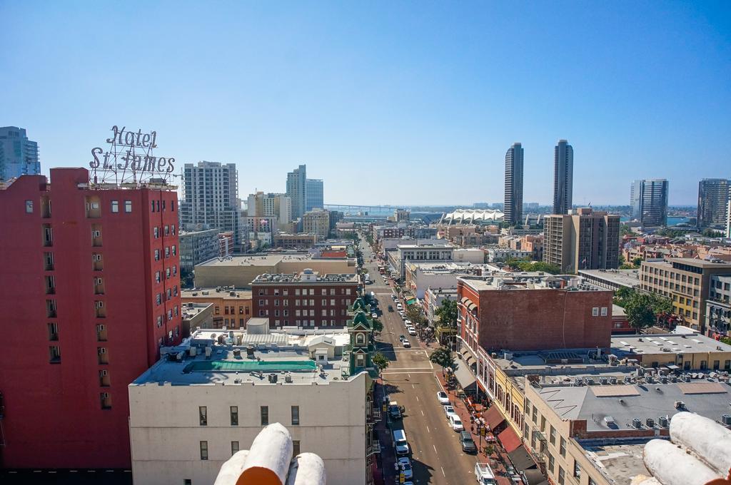 Gaslamp Plaza Suites San Diego Bagian luar foto