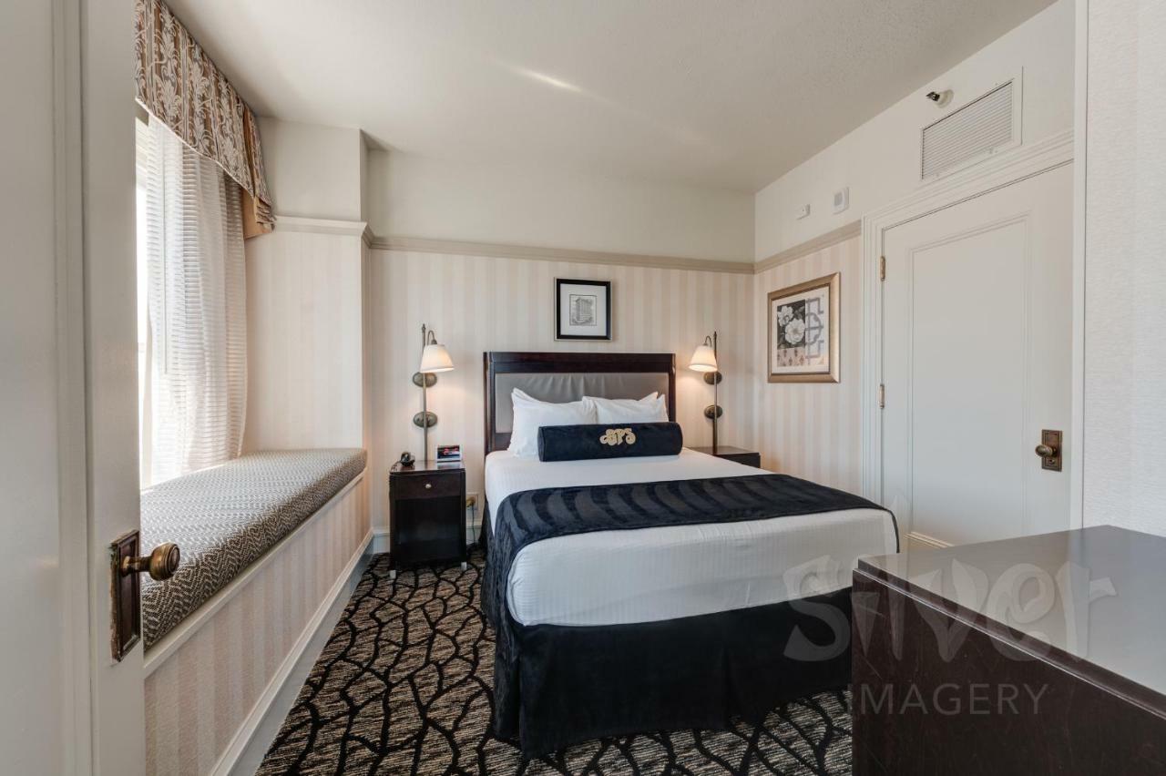 Gaslamp Plaza Suites San Diego Bagian luar foto